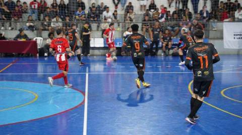 Esquadrão vence nos pênaltis e conquista o Campeonato Municipal de Futsal 2025