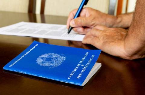 Mutirão de Empregos em Atibaia oferece mais de 500 vagas no PAT Alvinópolis nesta quarta-feira (10)