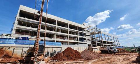 Construção de nova escola avança em Atibaia