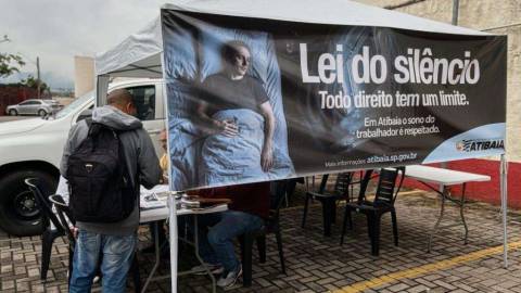 SEDEC Móvel orienta população sobre Lei do Silêncio em Atibaia