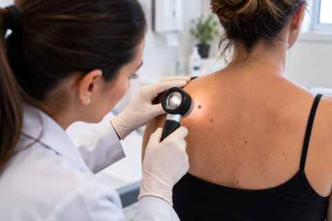 Saúde inicia mutirão de consultas dermatológicas e orienta sobre o fluxo de atendimento no SUS