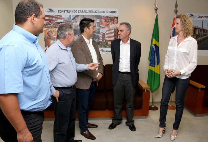 Prefeitura de Atibaia renovou convênio com o Programa Cidade Legal e cerca de 2.500 famílias serão beneficiadas