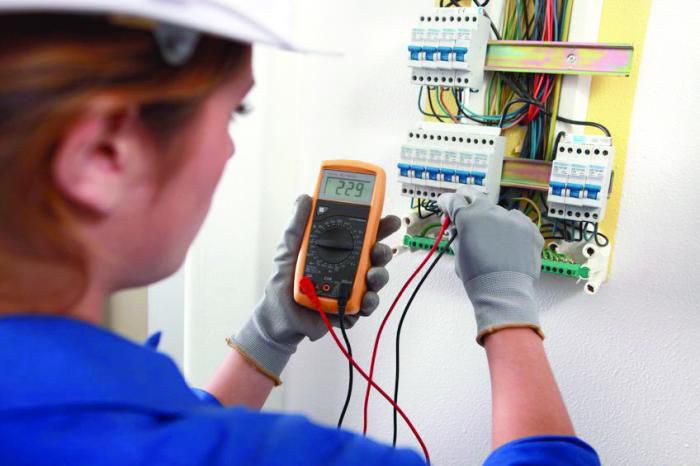 ATIBAIA TERÁ TURMA DA ESCOLA DE ELETRICISTAS