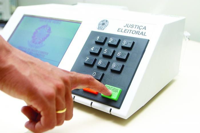 O VOTO E A CABEÇA DO ELEITOR