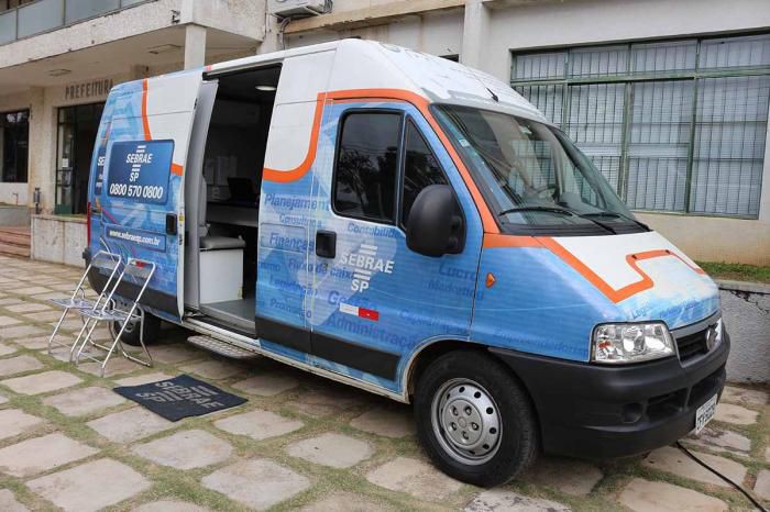 Sebrae Móvel orienta e esclarece dúvidas de empresários em Atibaia