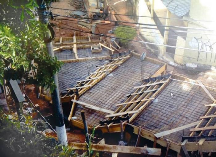 OBRAS NO ESCADÃO