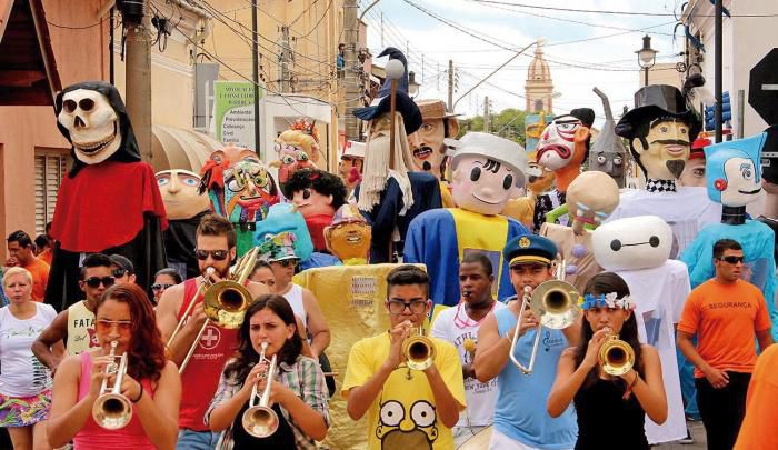 Com os Bonecões da Alegria, Carnaval Atibaia 2018 promete muita diversão para toda a família
