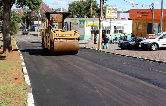 Com recapeamento, Av. da Carvalho Pinto está mais segura para motoristas e pedestres