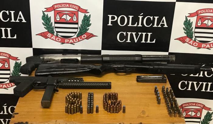 POLÍCIA APREENDEU ARMAS E MUNIÇÕES NO CAETETUBA