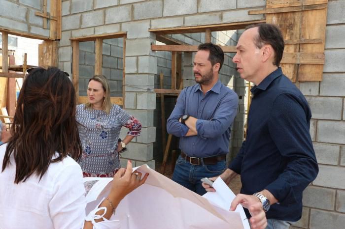 Obras no CIEM e na Escola Maria Helena levam ainda mais educação para todos os alunos