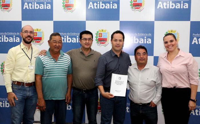 Plano Municipal de Desenvolvimento Rural Sustentável foi entregue à Prefeitura de Atibaia