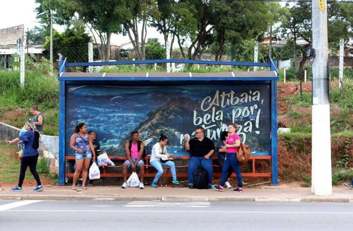 Passageiros do Transporte Coletivo Urbano de Atibaia ganham novos abrigos de ônibus