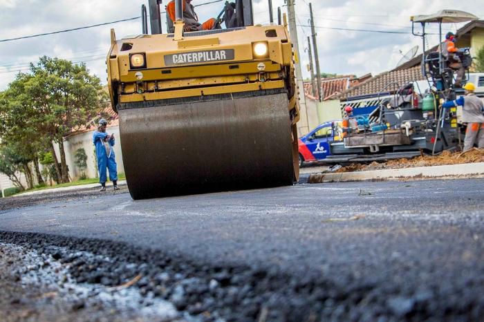 Obras de asfalto no Jardim Maristela continuam