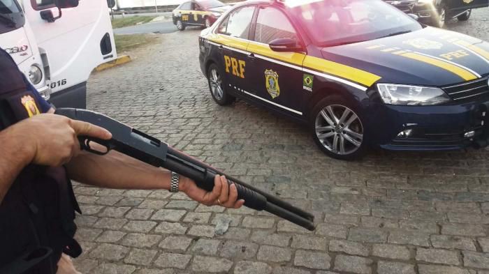 OPERAÇÃO CONJUNTA DE FORÇAS DE SEGURANÇA RECUPEROU CARGA DE R$436.000,00 E PRENDEU LADRÕES