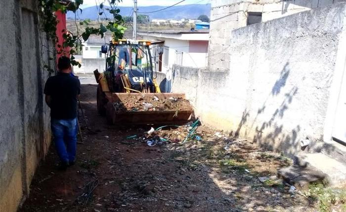 Zeladoria Municipal da Prefeitura recolhe mais de 900 toneladas de entulho descartado irregularmente em Atibaia