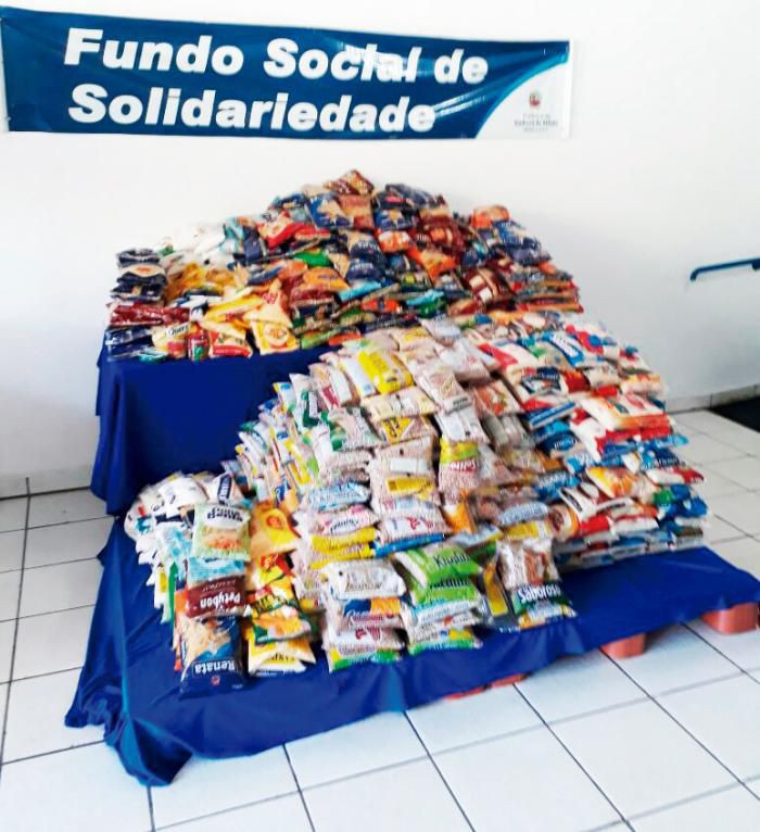 Fundo Social de Solidariedade recebeu mais de 800 quilos de alimentos do Circo Gratuito