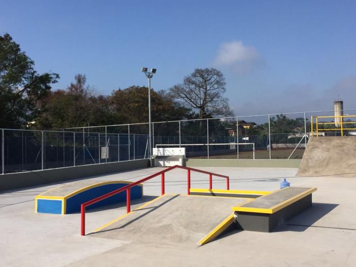 A nova pista de skate do Atibaia Jardim está recebendo pintura esta semana